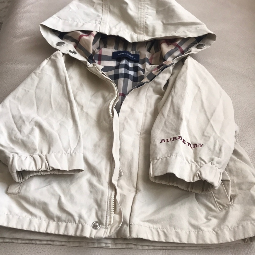 Burberry Rain coat